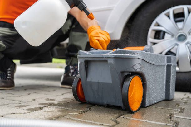 Best Porta potty delivery and setup  in Grand Ledge, MI